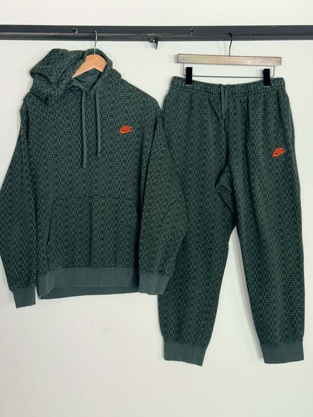 Nike Sportswear All-Over Logo Print Hoodie Jogger Tracksuit 0558
